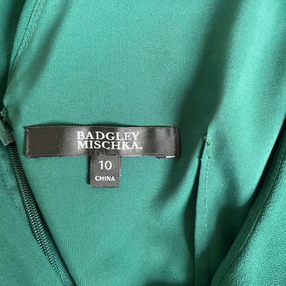 Badgley Mischka Georgette Cascading Emerald Ruffle Gown, High-low Hem, Size 10 - Picture 6 of 11